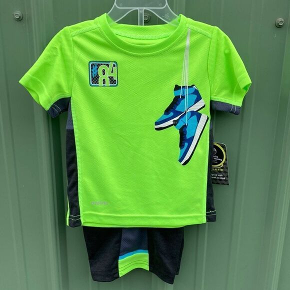 Toddler Boys Active Lightweight Breathable T-Shirt & Shorts 2, 2-pc Sets Size 3T - Picture 2 of 7